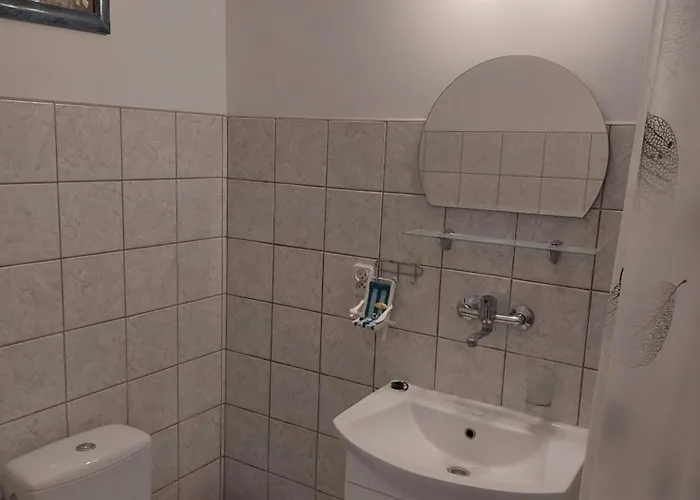 منزل للإقامة Agrokwatera Stary Dab Czarny Mlyn